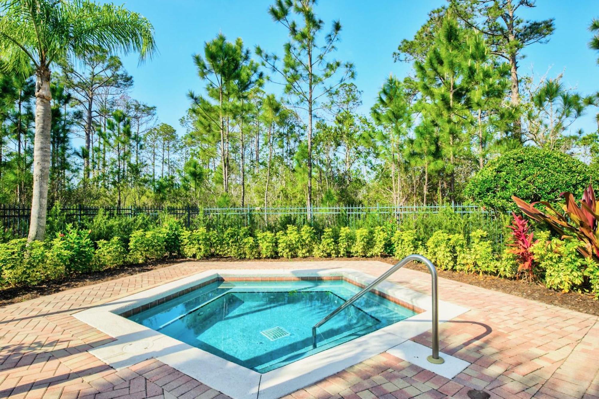 Modern 2Br Condo - Hot Tub And Pool - Near Disney Orlando Ngoại thất bức ảnh