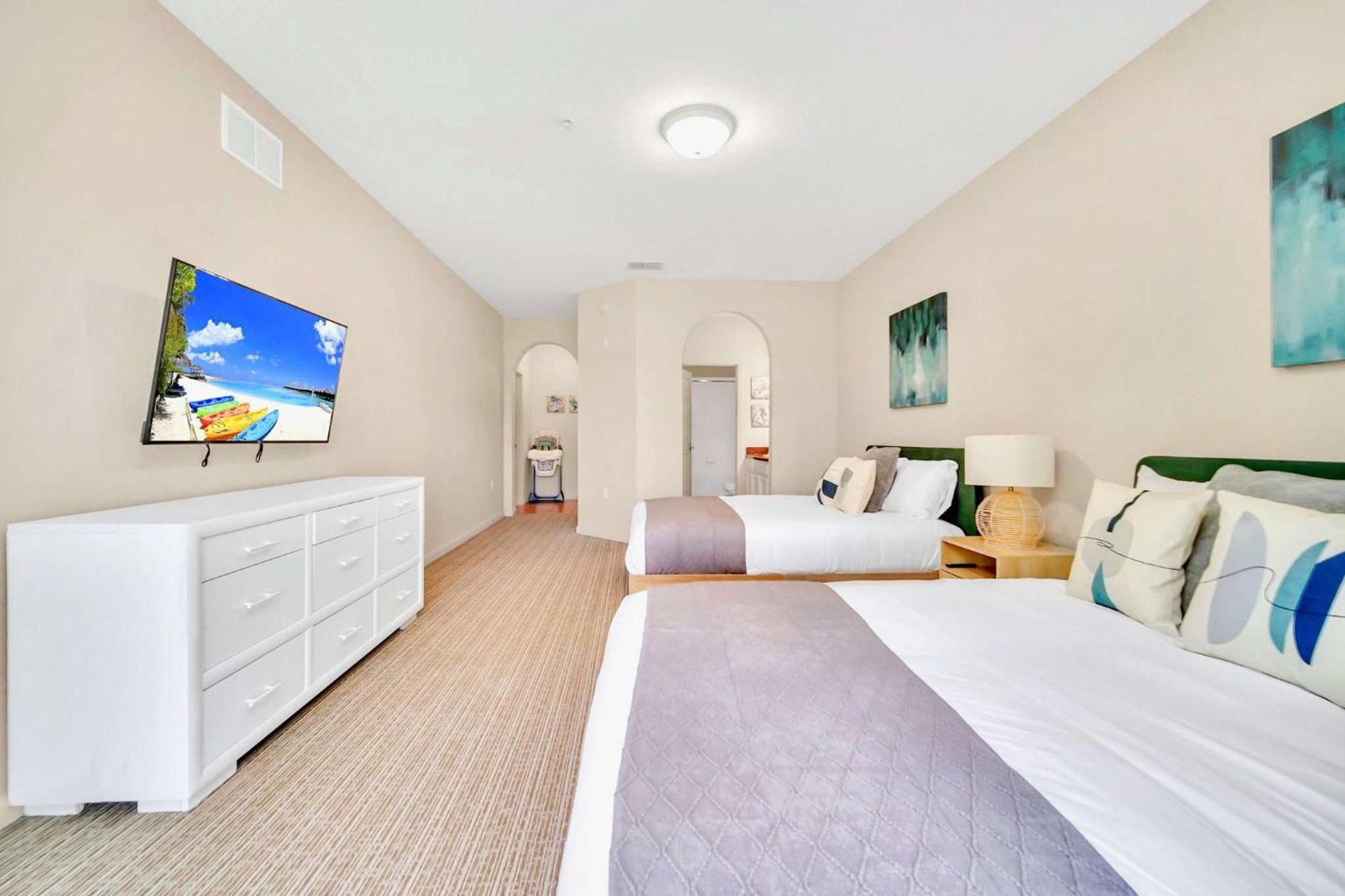 Modern 2Br Condo - Hot Tub And Pool - Near Disney Orlando Ngoại thất bức ảnh